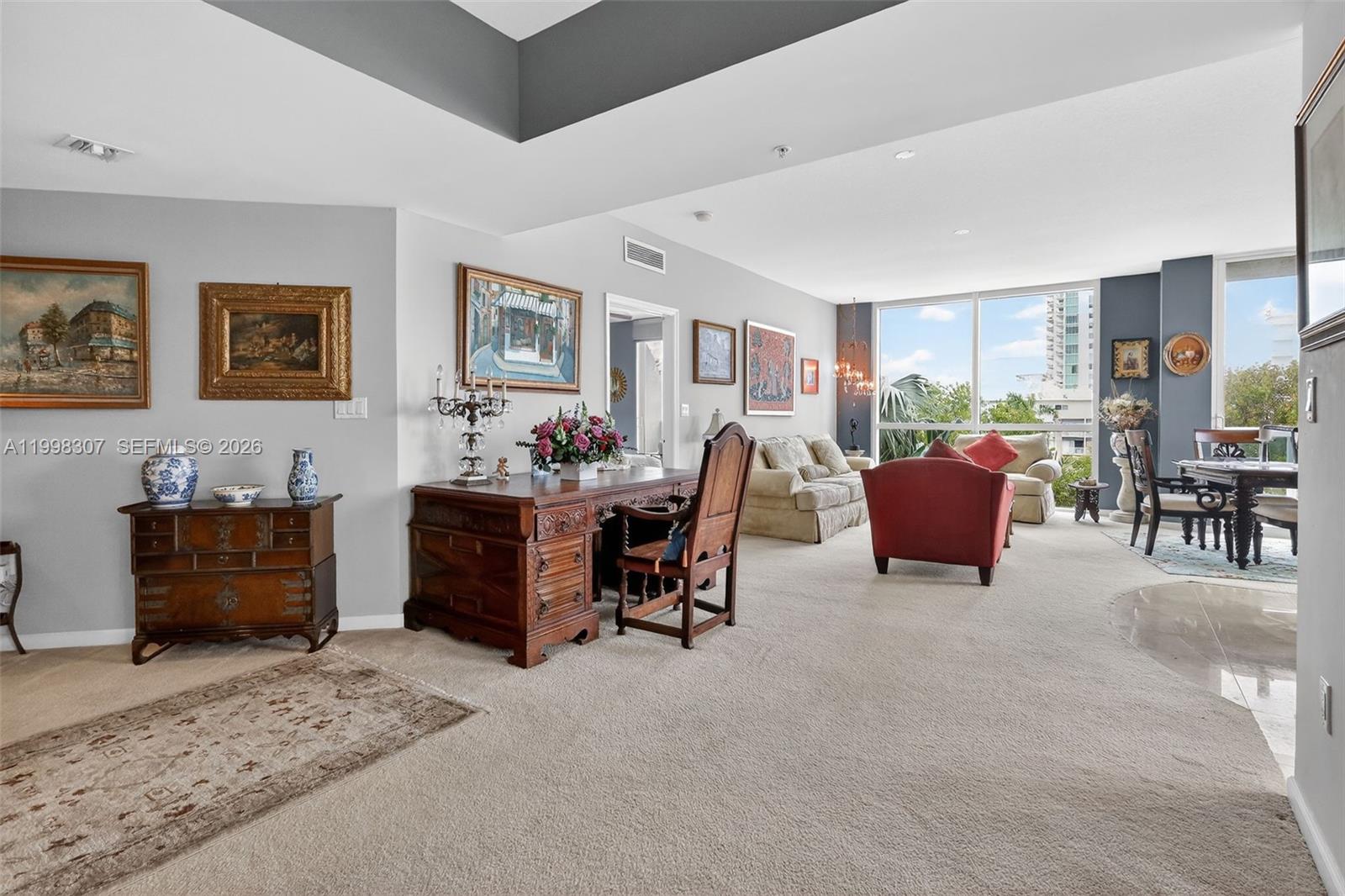 360 CONDO B - Residential