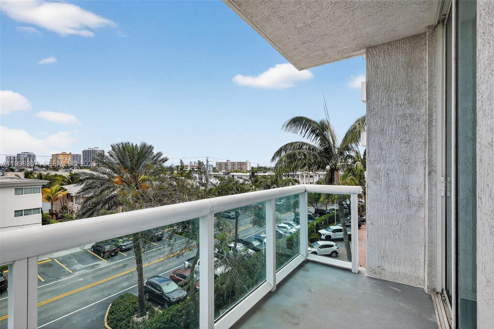 360 CONDO B - Residential