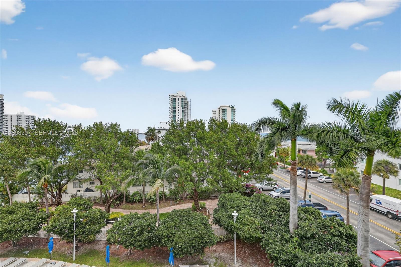 360 CONDO B - Residential