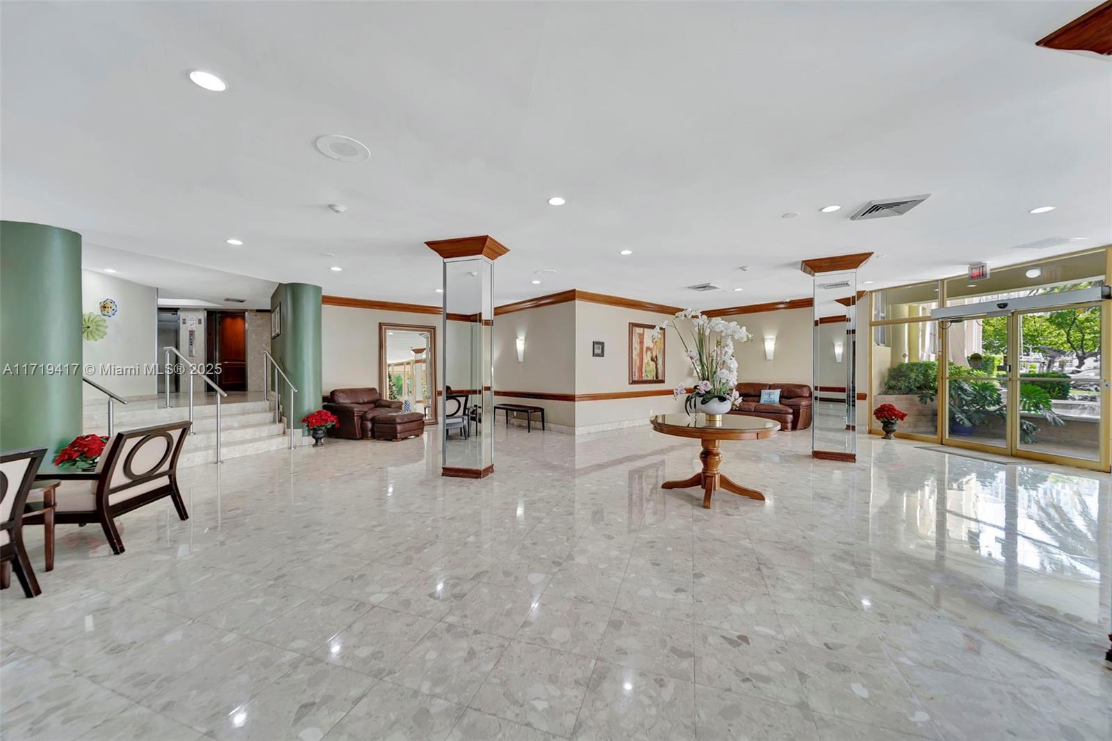 LAKE POINT TOWER CONDOMIN - Residential