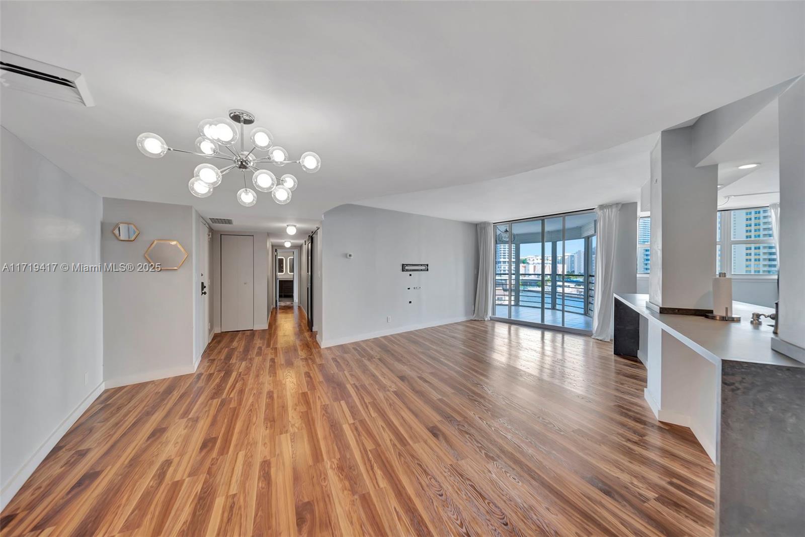 LAKE POINT TOWER CONDOMIN - Residential