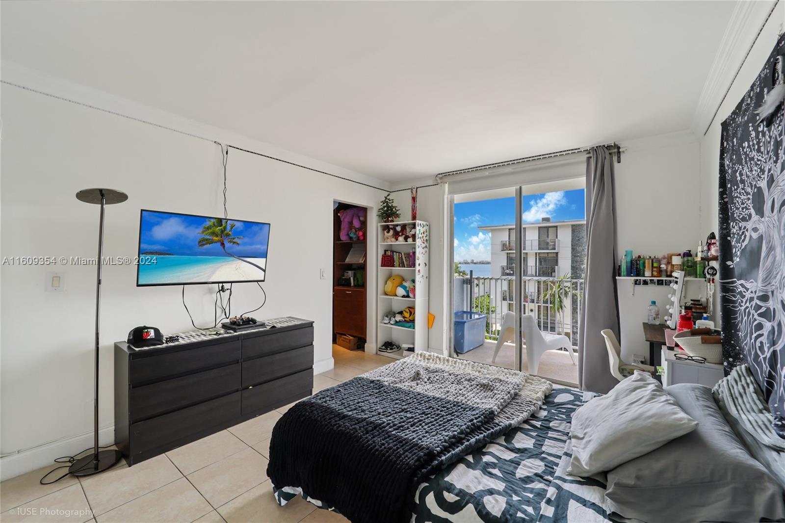 NORTH BAY VILLAS CONDO - Residential Lease