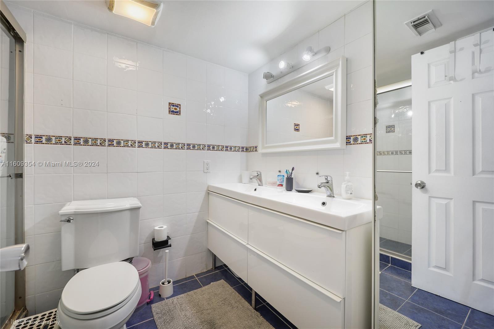 NORTH BAY VILLAS CONDO - Residential Lease