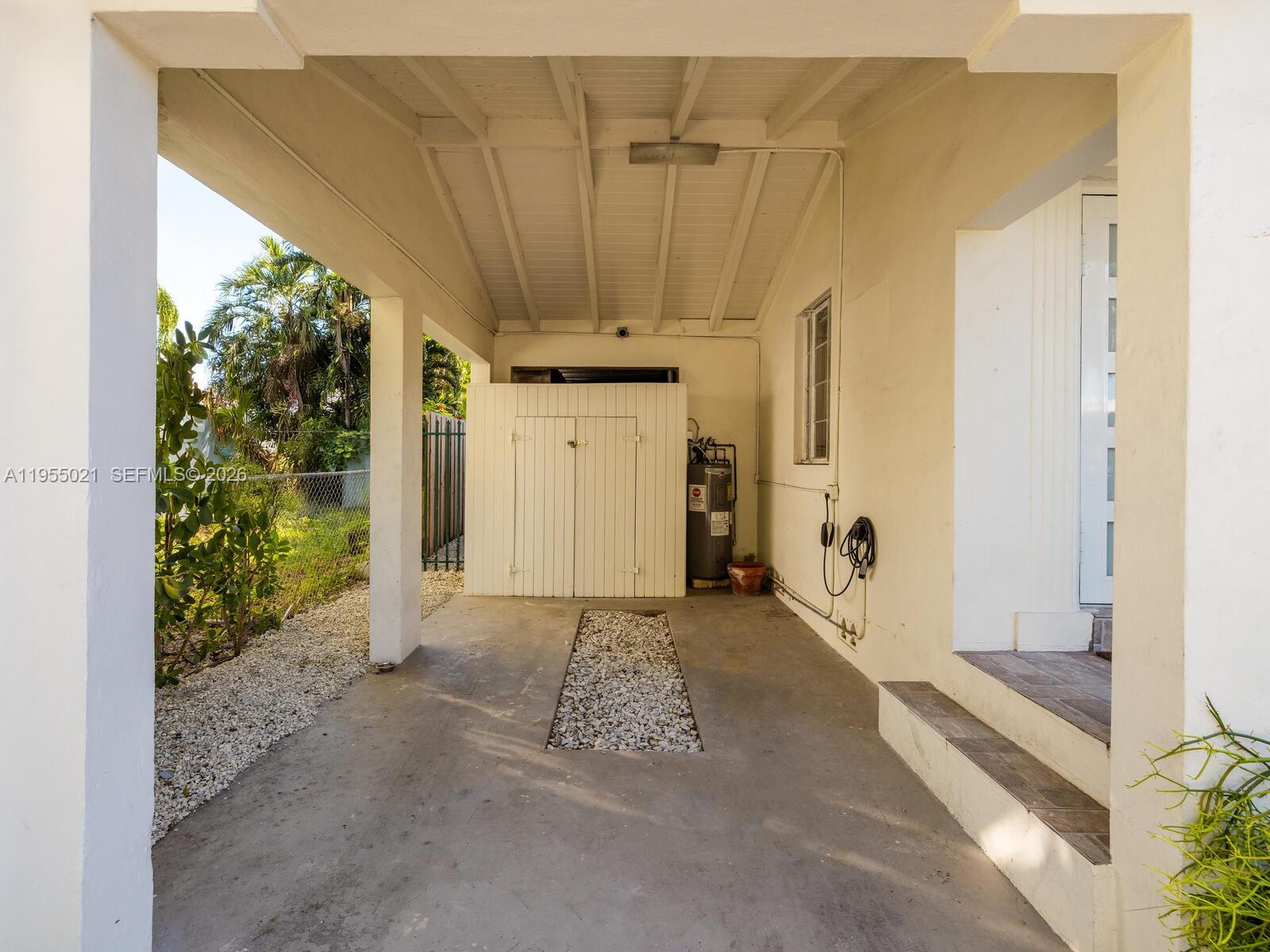 COUNTRY CLUB ADDN - Residential