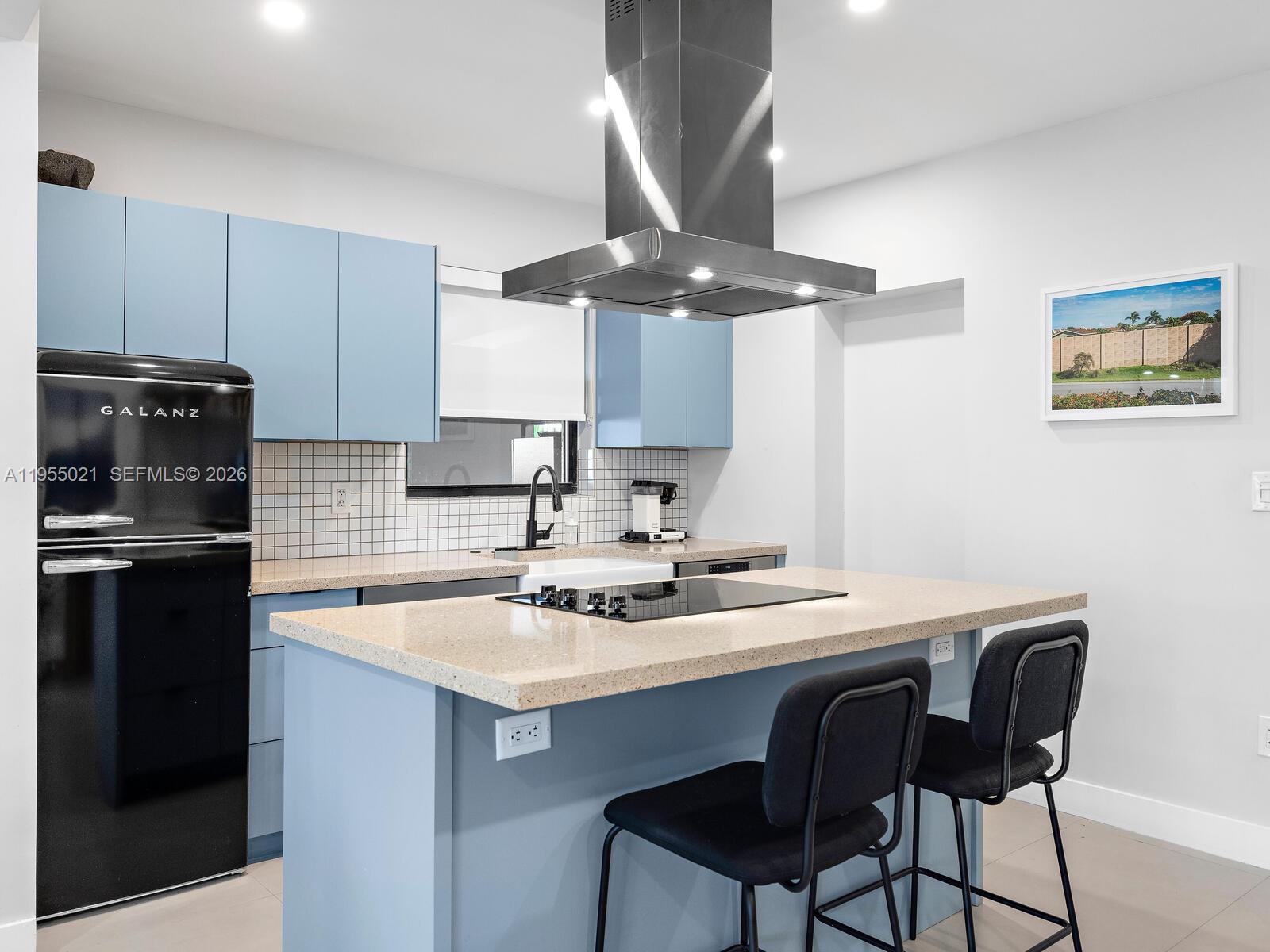 COUNTRY CLUB ADDN - Residential