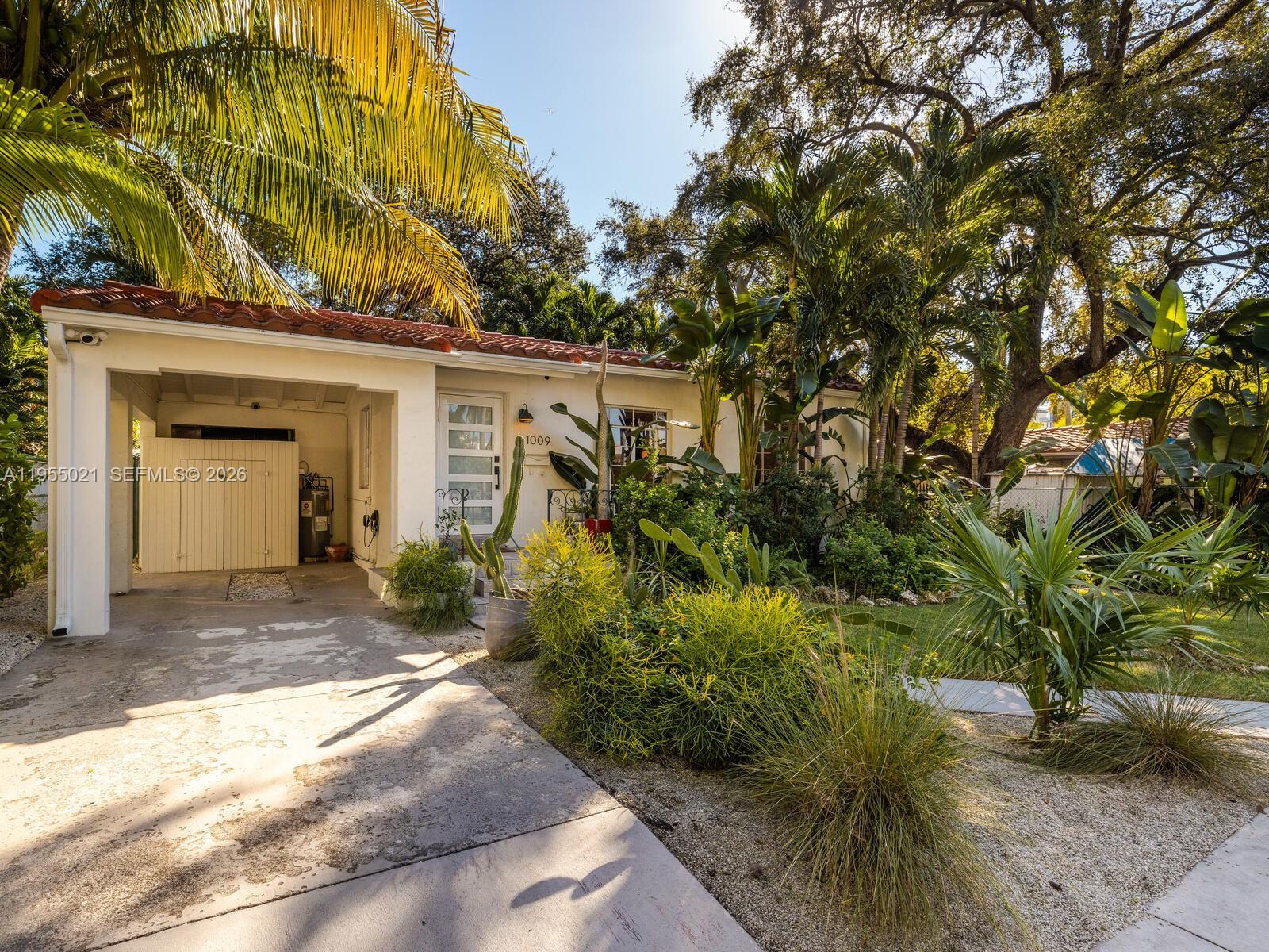 COUNTRY CLUB ADDN - Residential