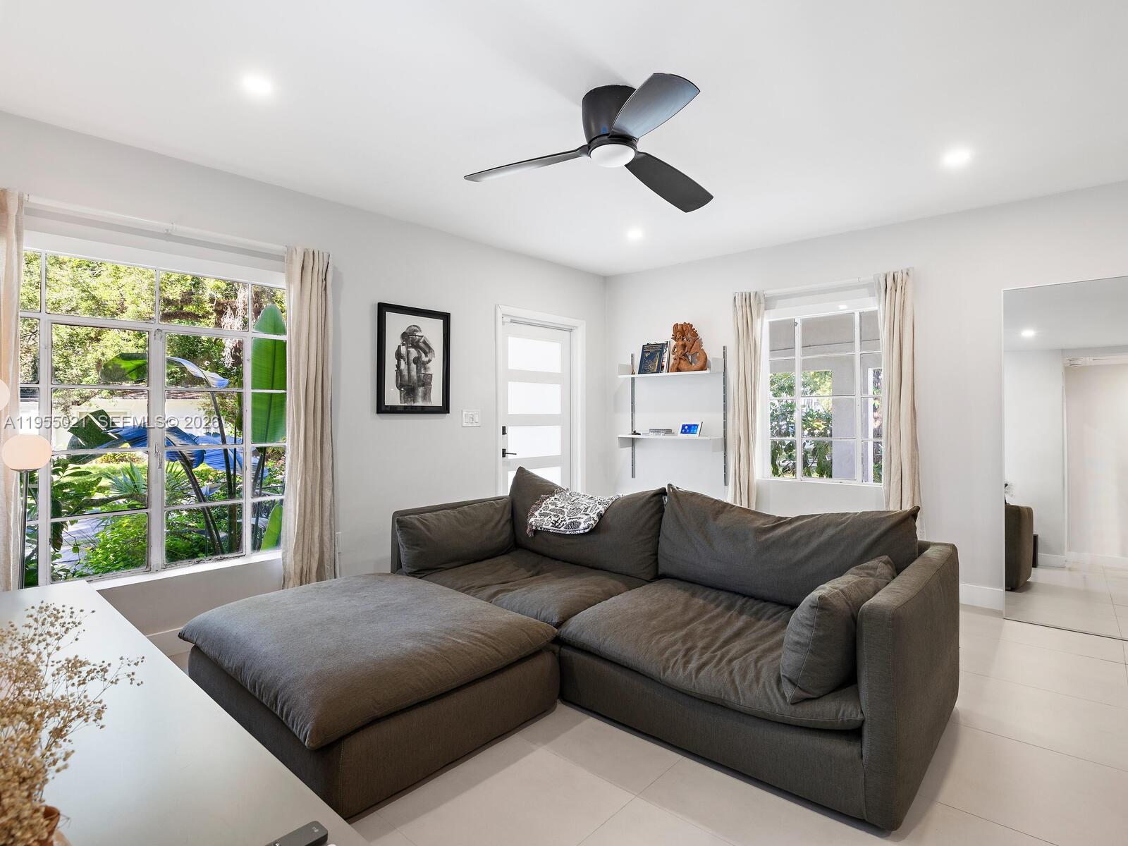 COUNTRY CLUB ADDN - Residential