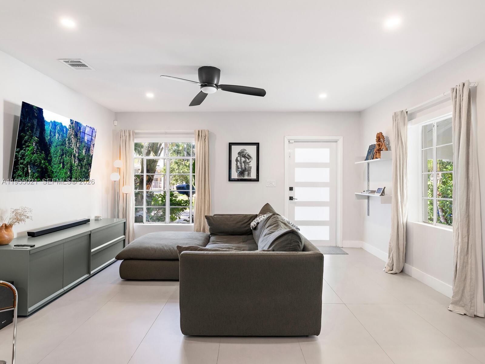 COUNTRY CLUB ADDN - Residential