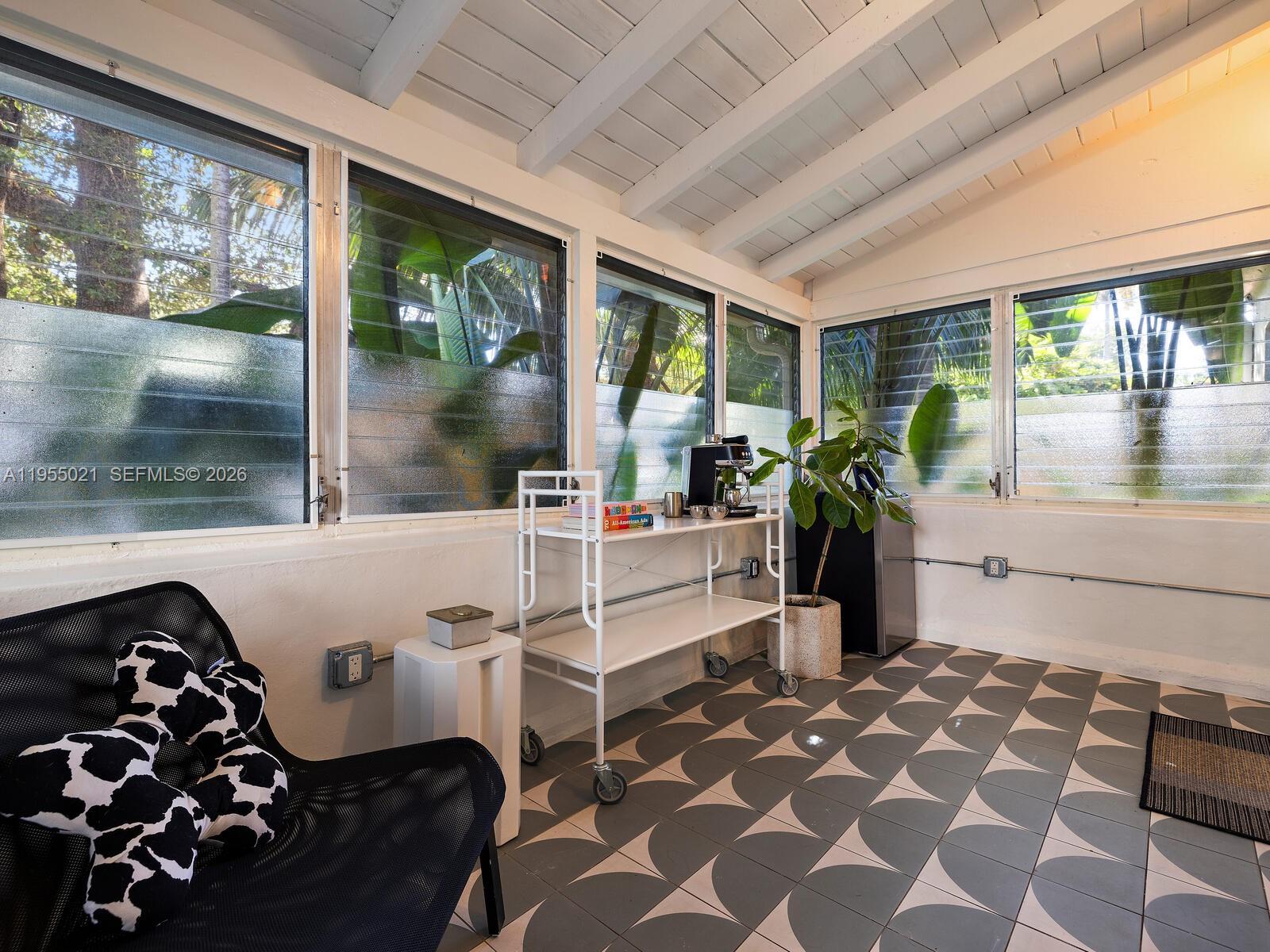 COUNTRY CLUB ADDN - Residential