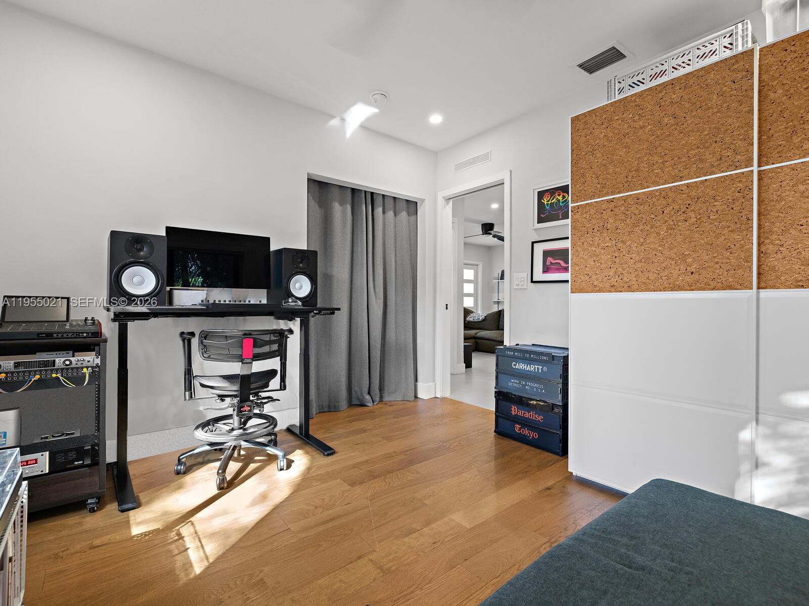 COUNTRY CLUB ADDN - Residential