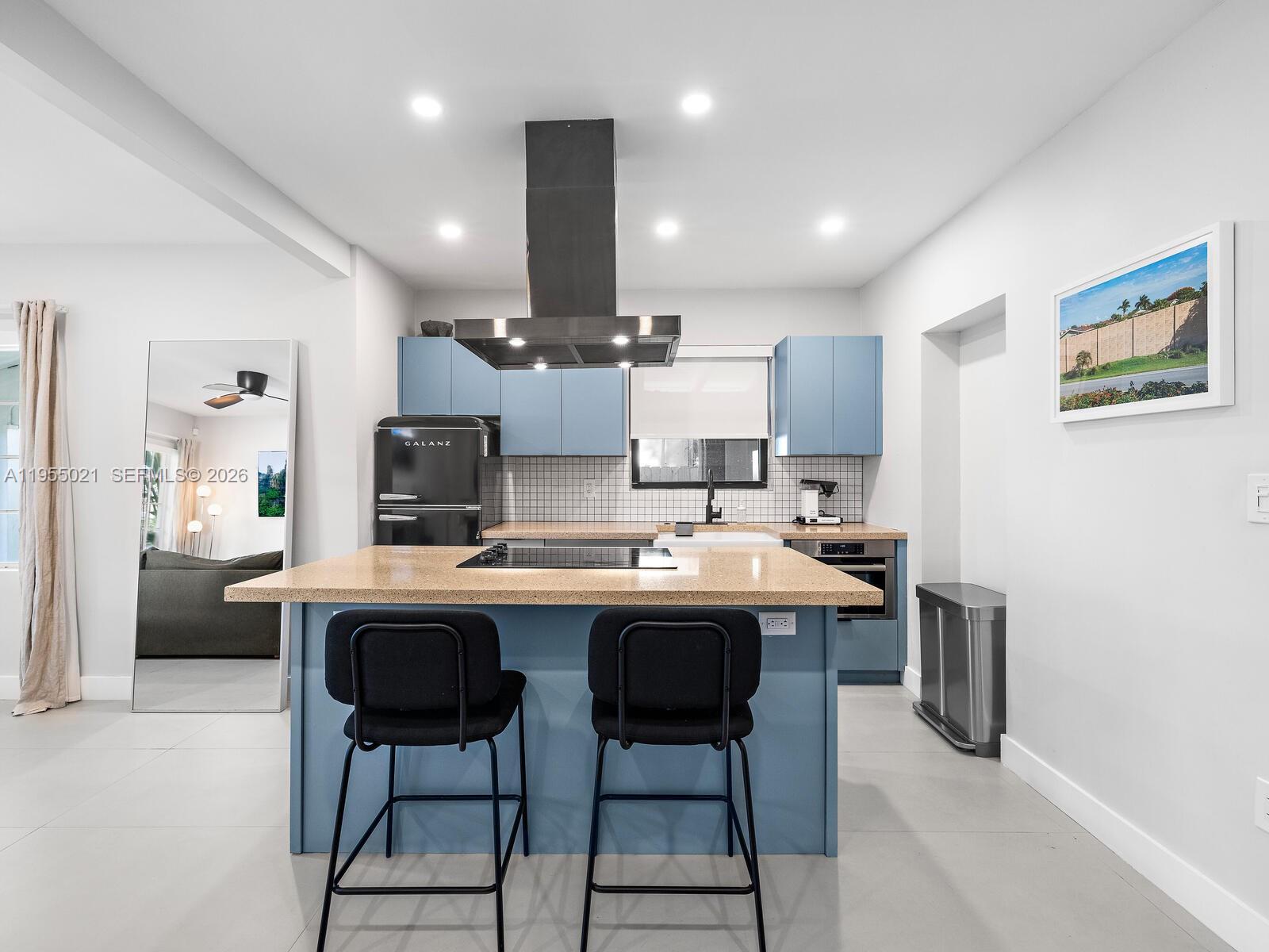 COUNTRY CLUB ADDN - Residential