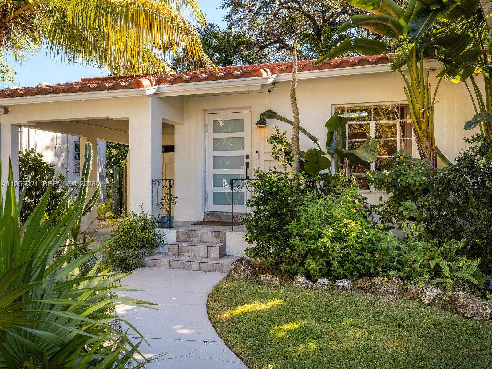 COUNTRY CLUB ADDN - Residential