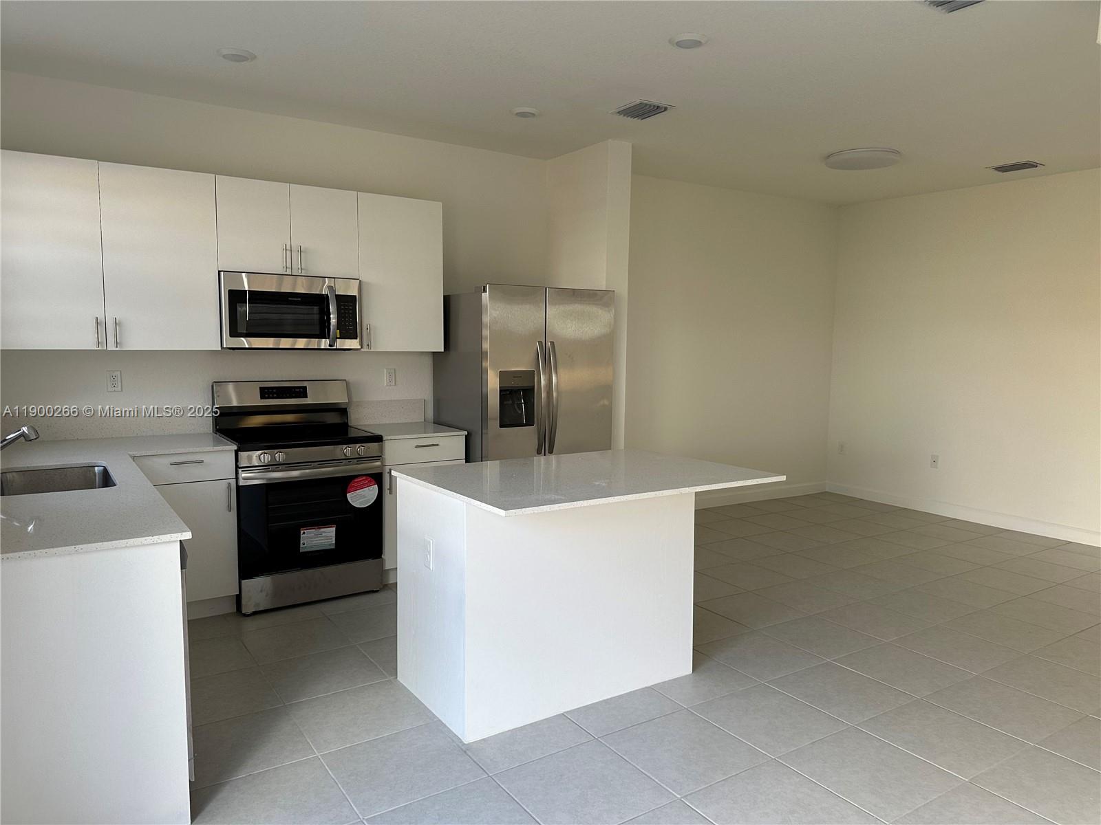 Kendall Assemblage South - Residential Lease