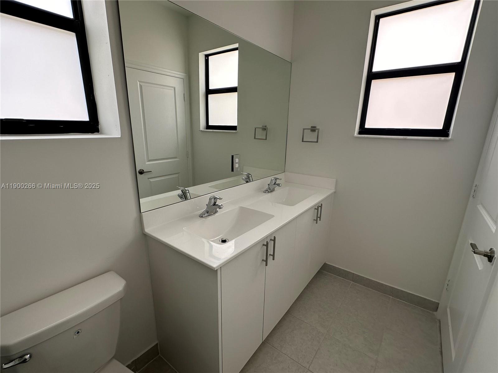 Kendall Assemblage South - Residential Lease