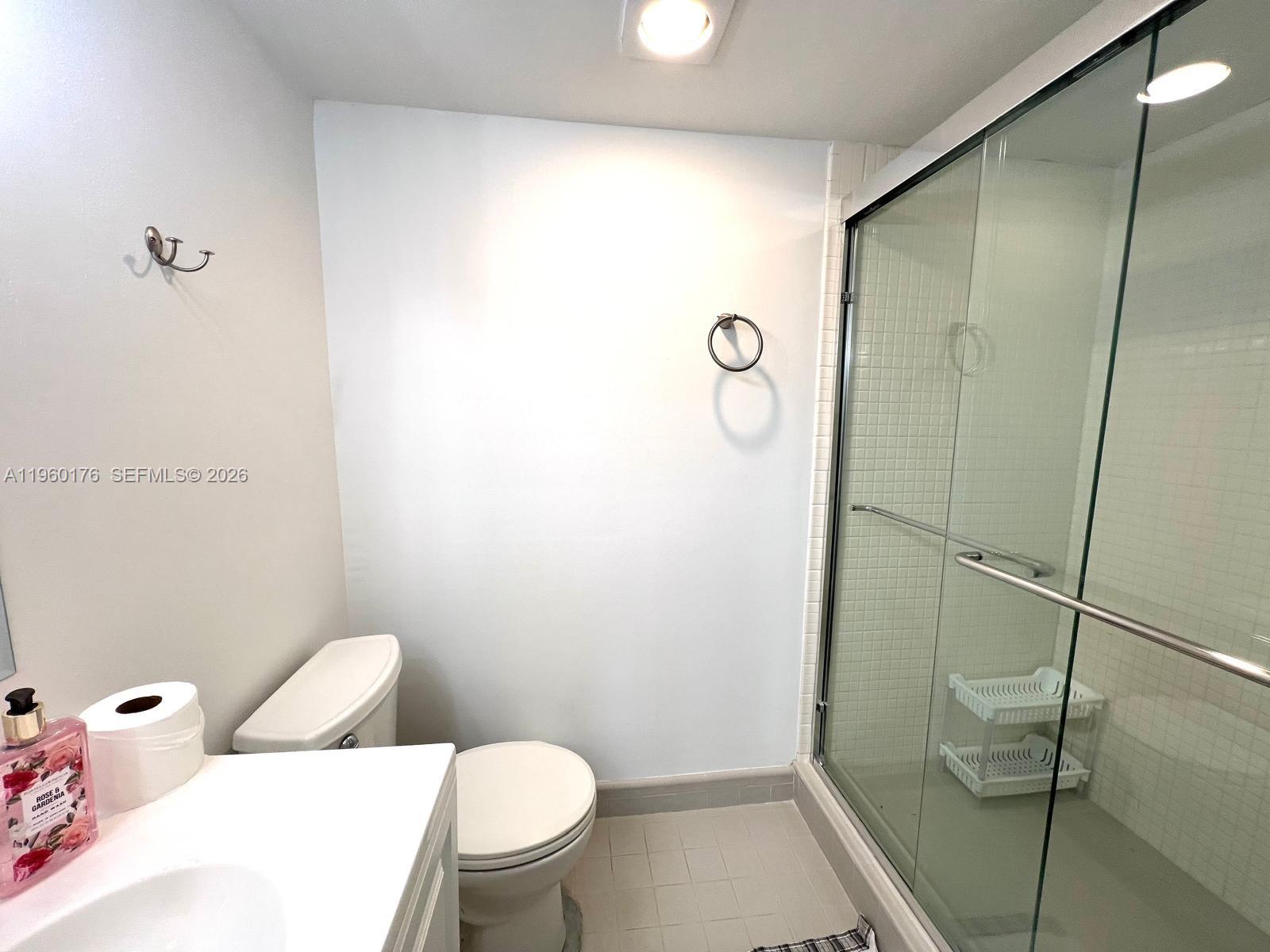 WATERVIEW CONDO - Residential Lease