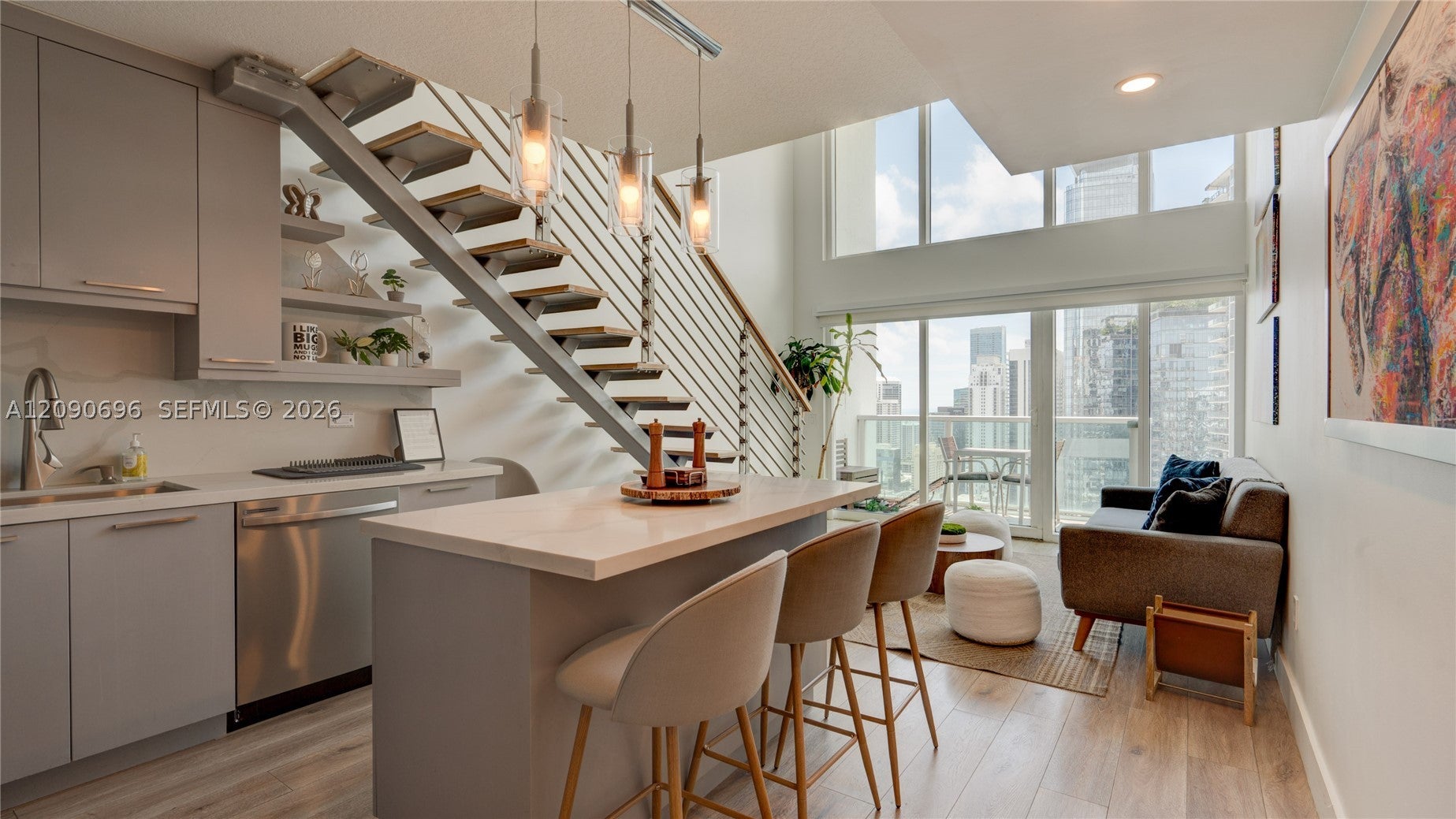41 SE 5th St 2212