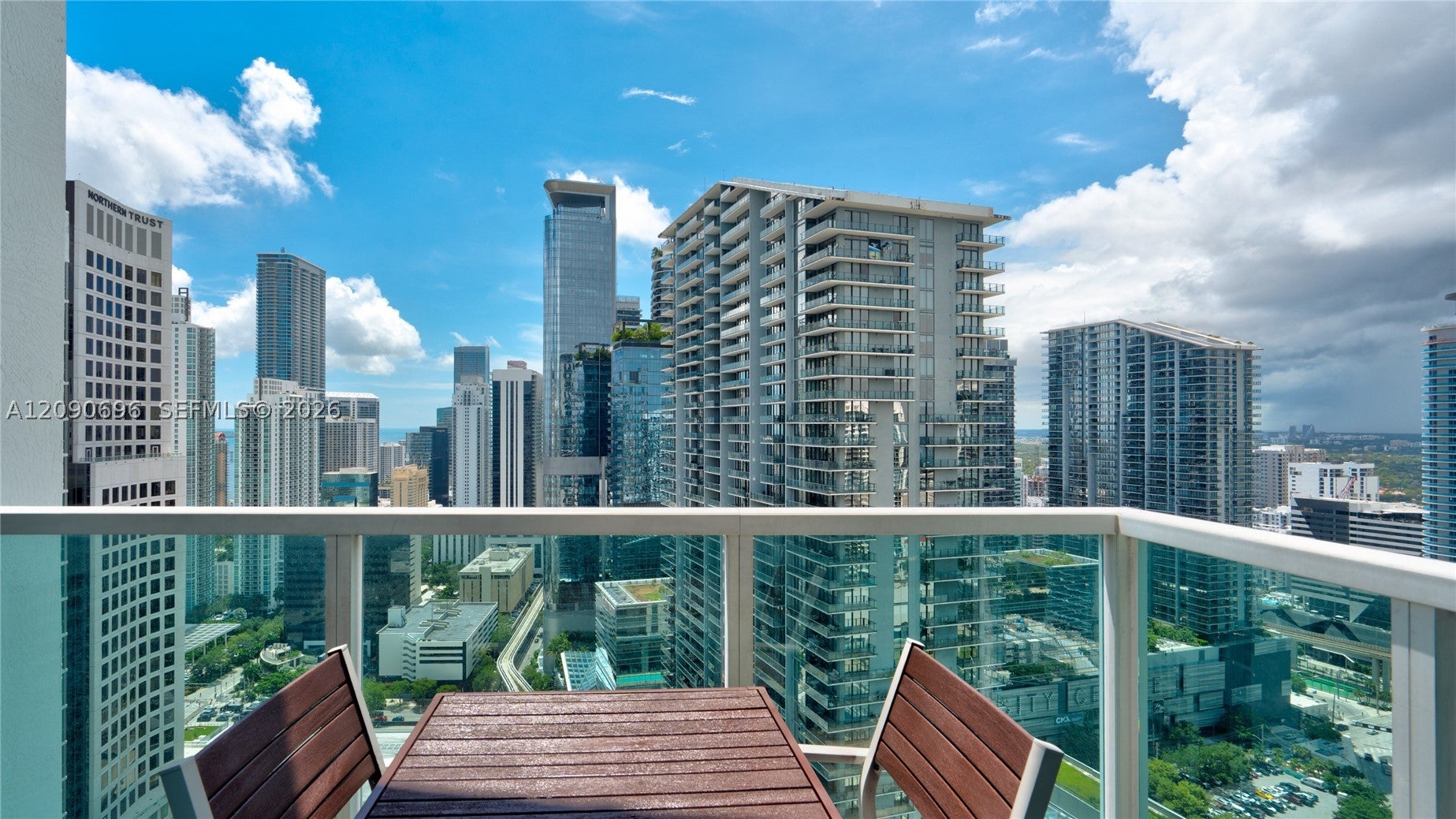 41 SE 5th St 2212