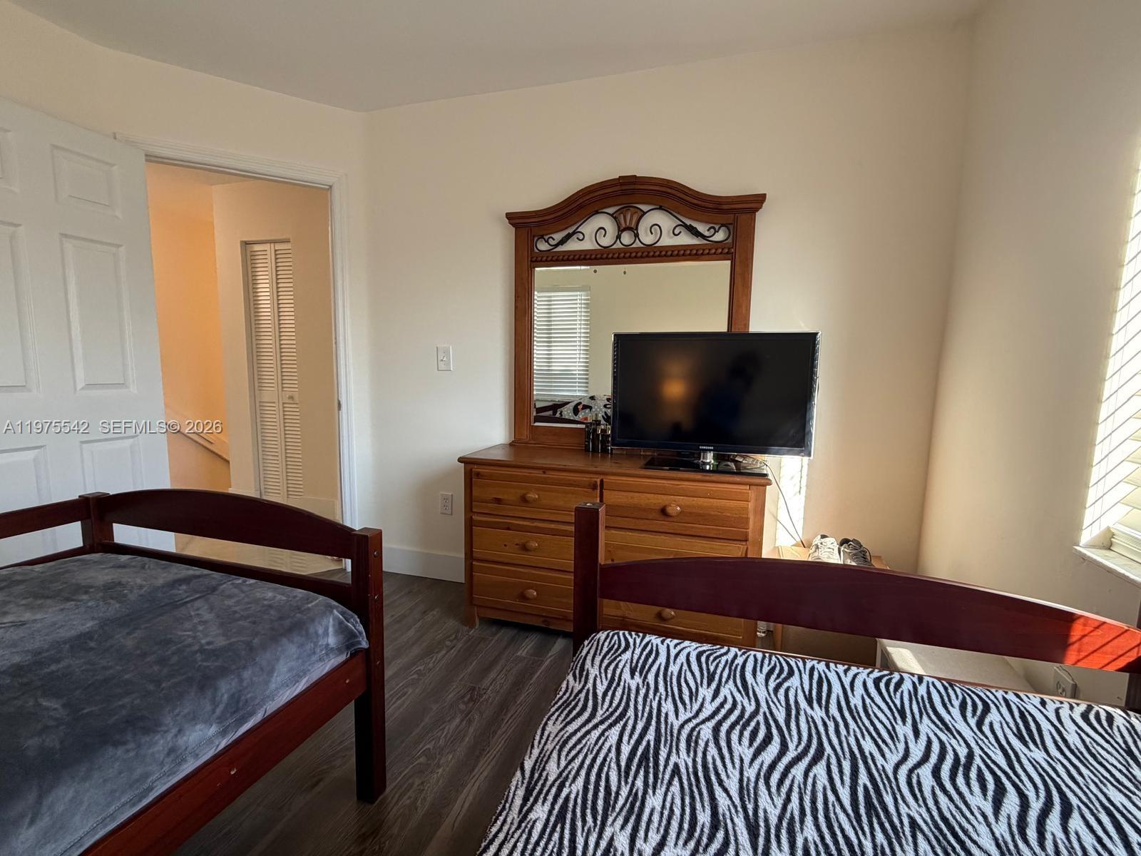 LAGO GRANDE SEVEN-B CONDO - Residential Lease