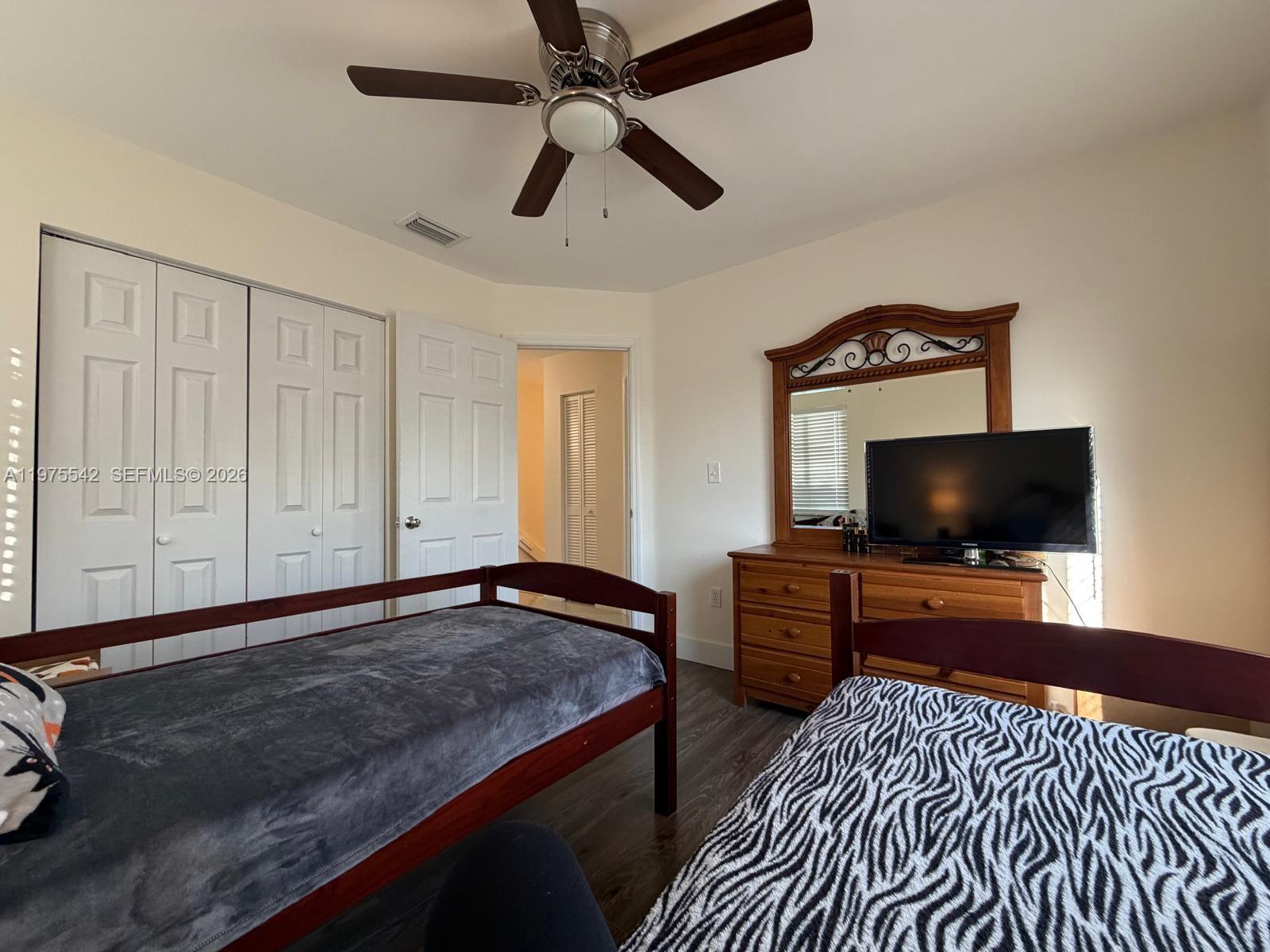 LAGO GRANDE SEVEN-B CONDO - Residential Lease