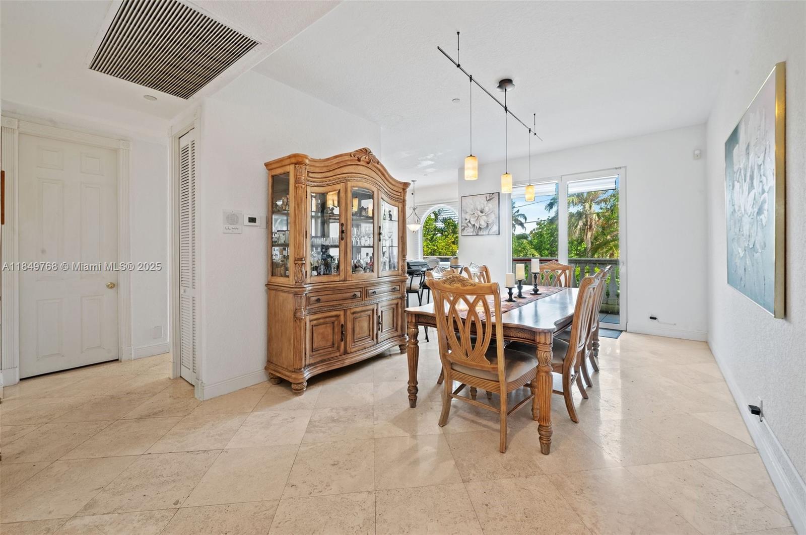 Hillsboro Bay By the Sea - Residential