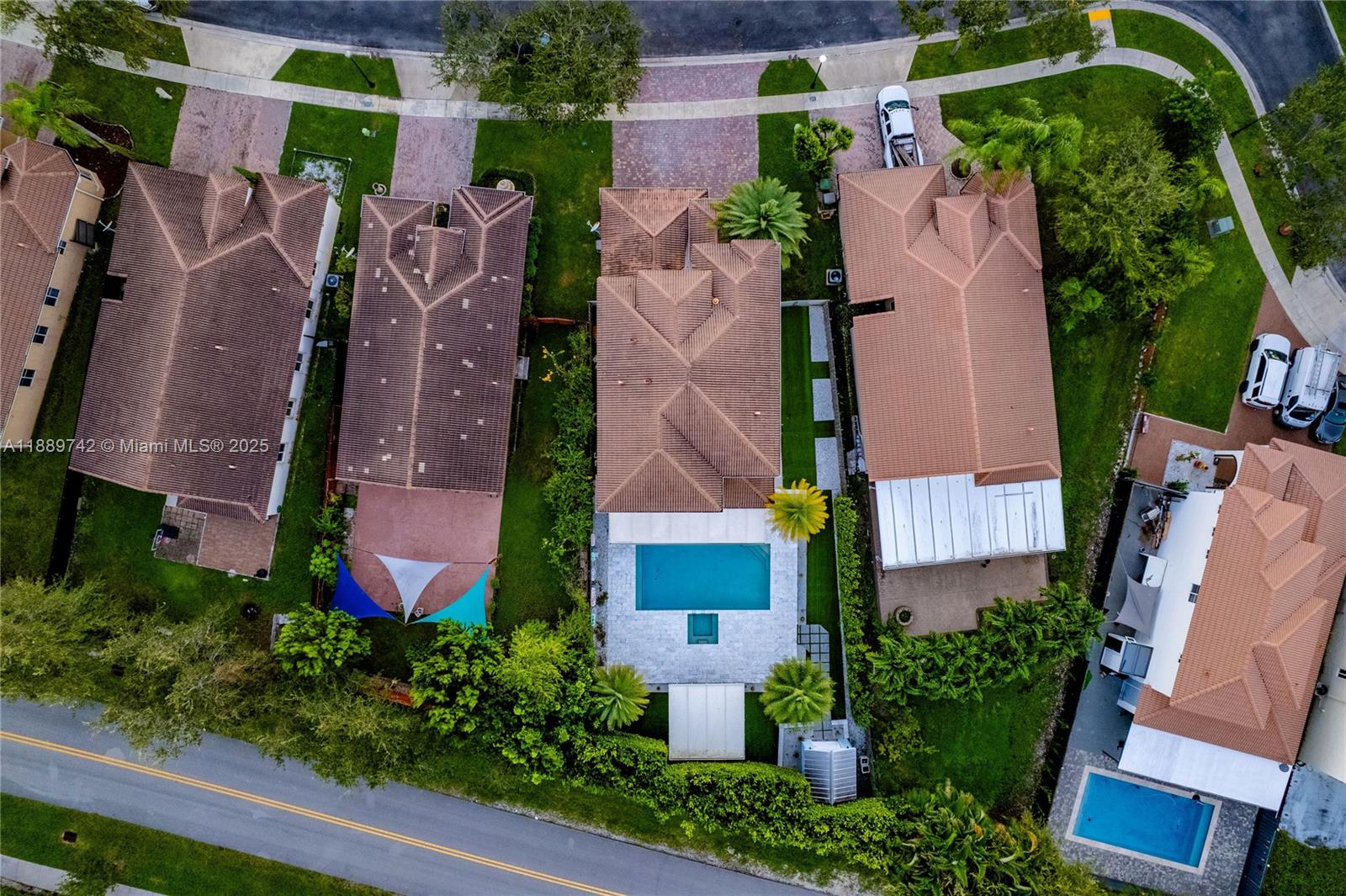 VENTANAS AT HOMESTEAD - Residential