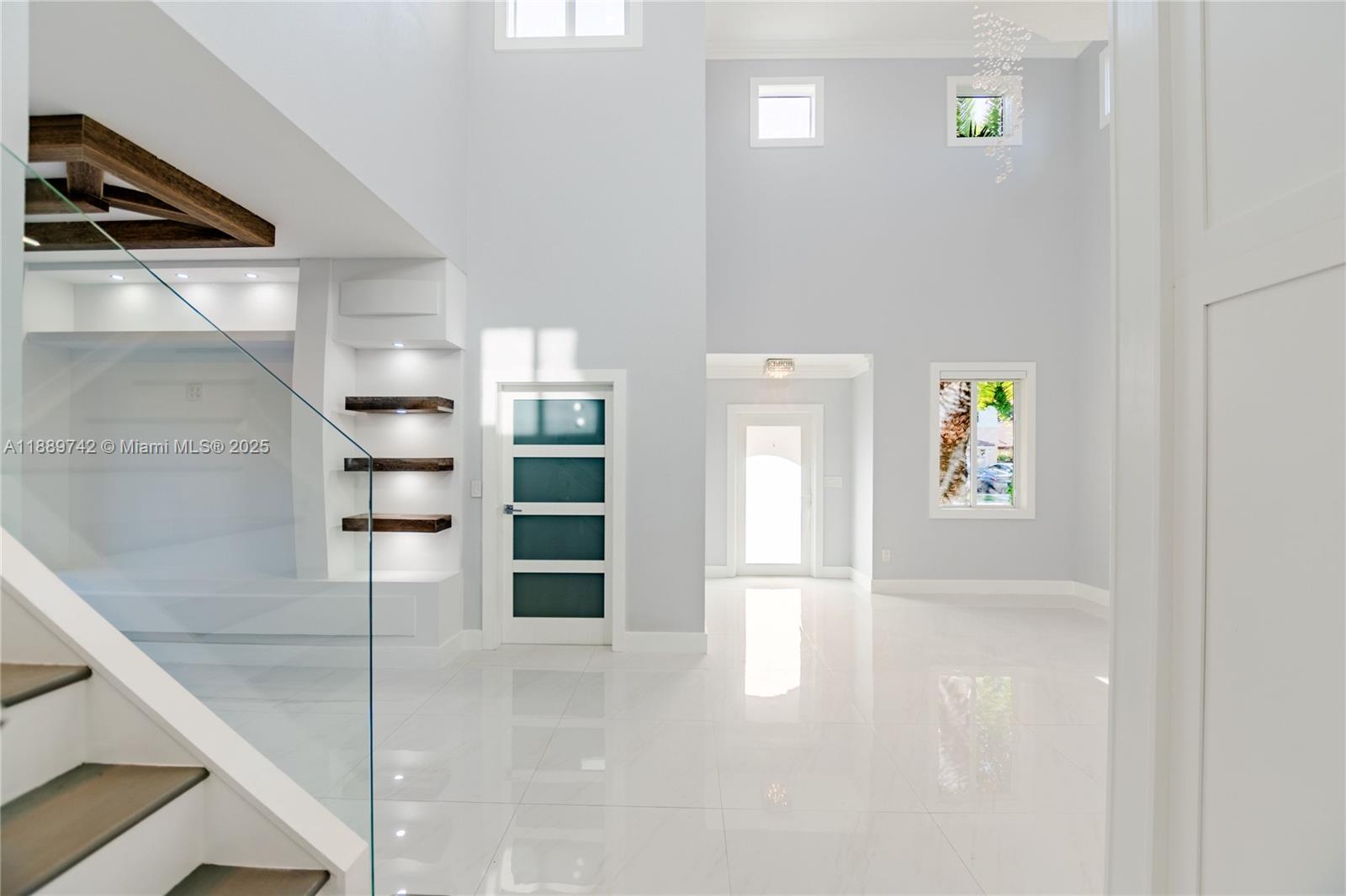 VENTANAS AT HOMESTEAD - Residential