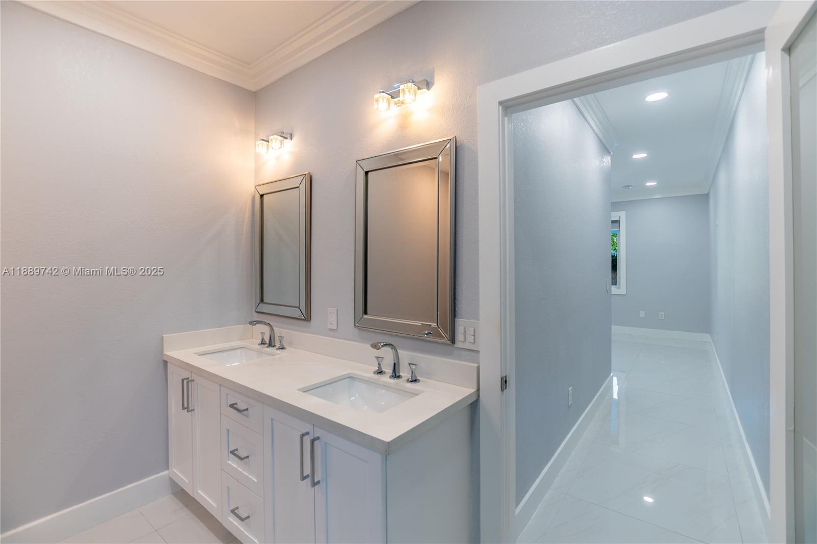 VENTANAS AT HOMESTEAD - Residential