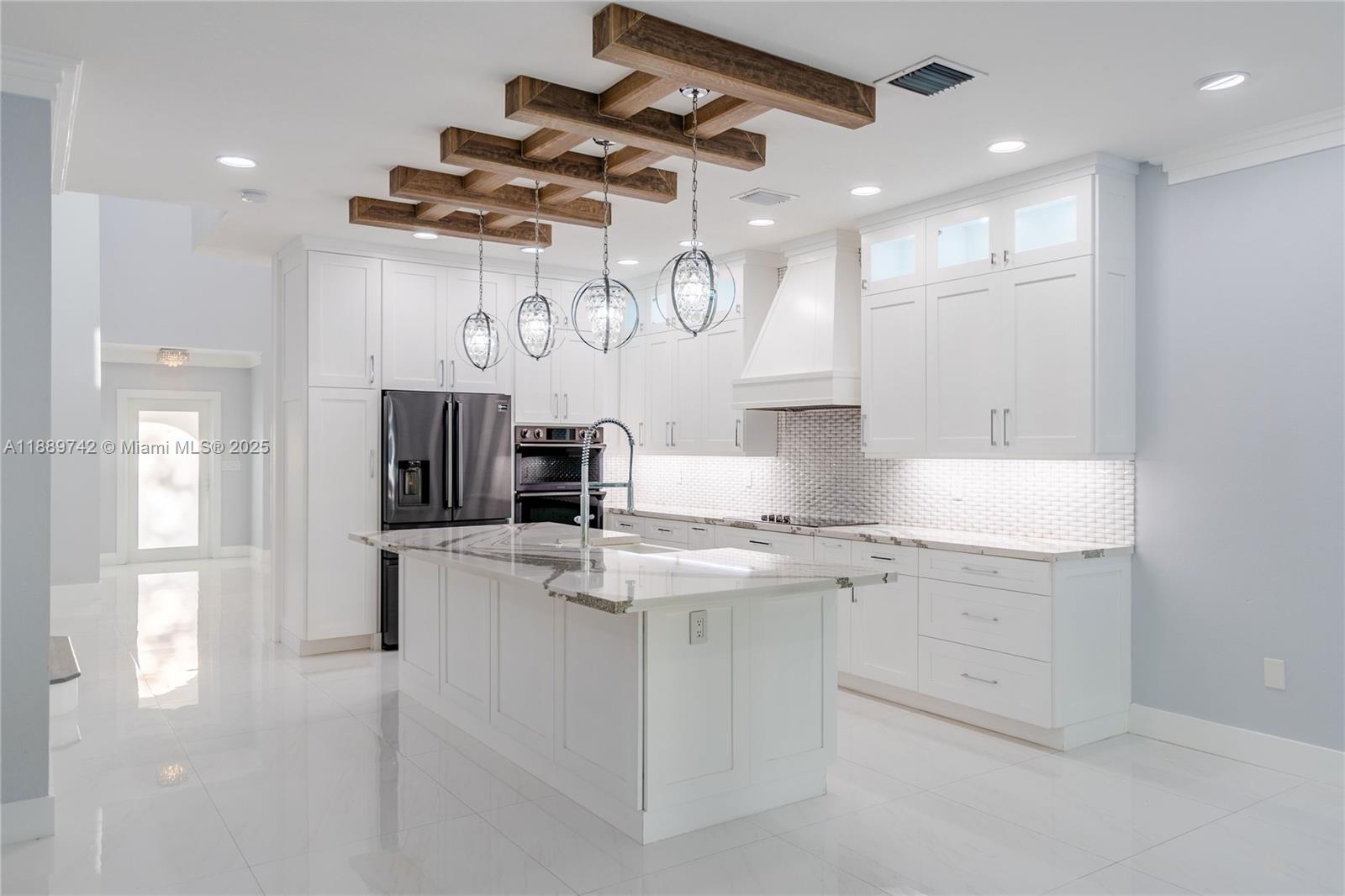 VENTANAS AT HOMESTEAD - Residential
