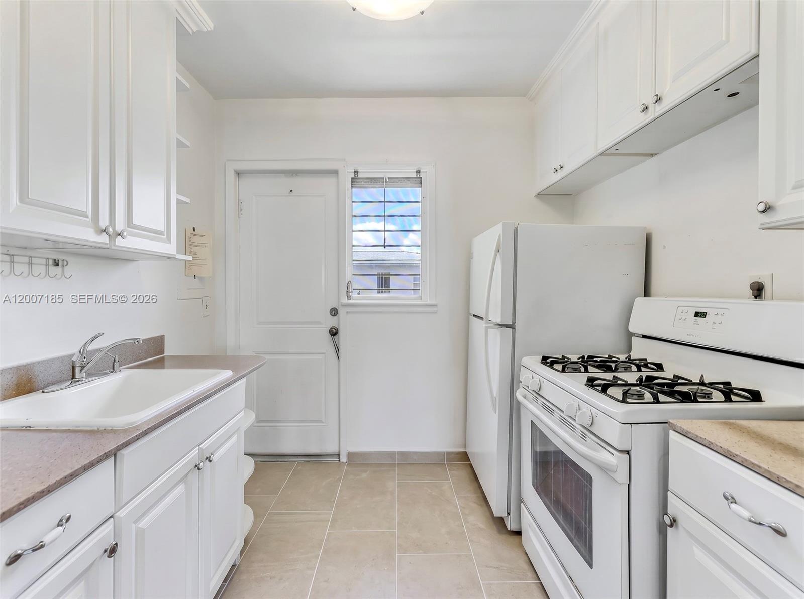 HELEN MANOR CONDO - Residential