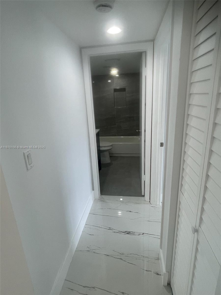 LAURELS AT MARGATE CONDO - Residential