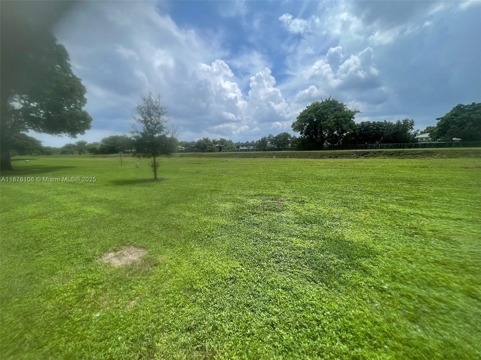 LAURELS AT MARGATE CONDO - Residential