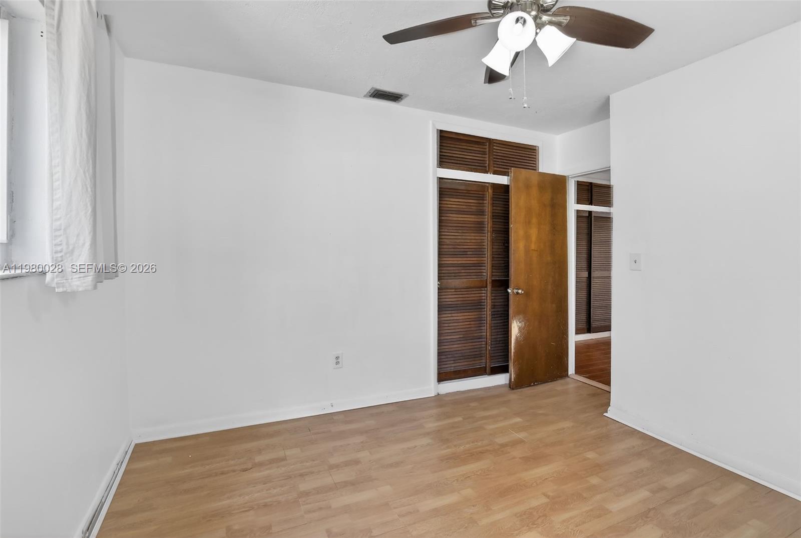 PEMBROKE LAKES SEC 6 - Residential