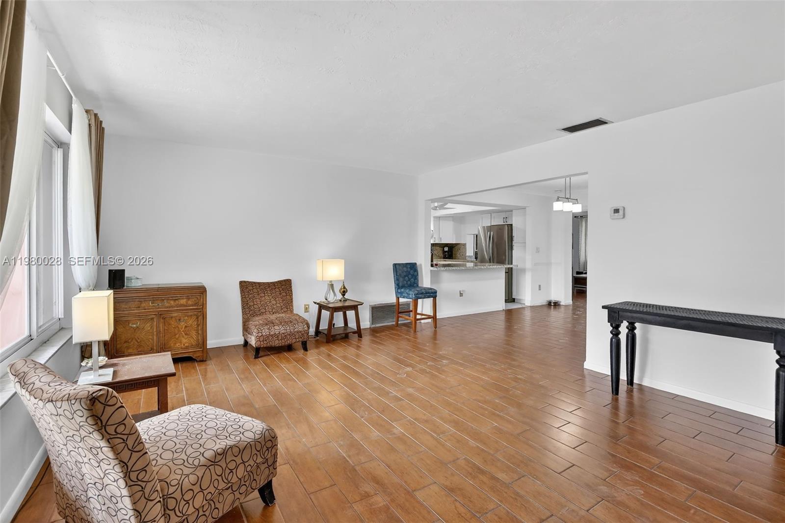 PEMBROKE LAKES SEC 6 - Residential