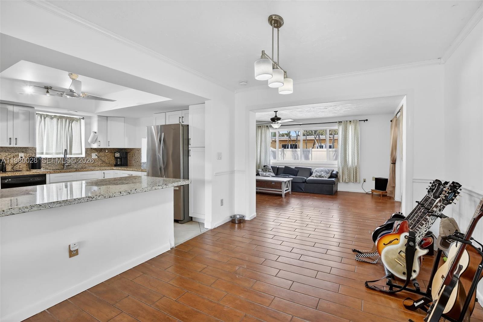 PEMBROKE LAKES SEC 6 - Residential