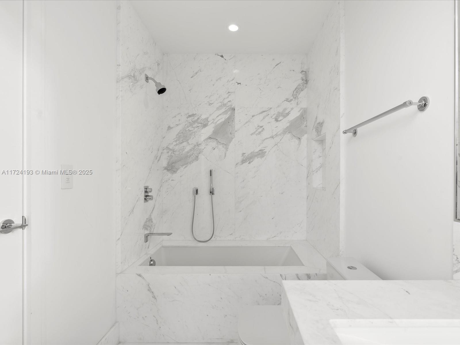 The Estates at Acqualina - Residential