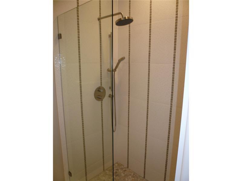 LANDS END - Residential Lease