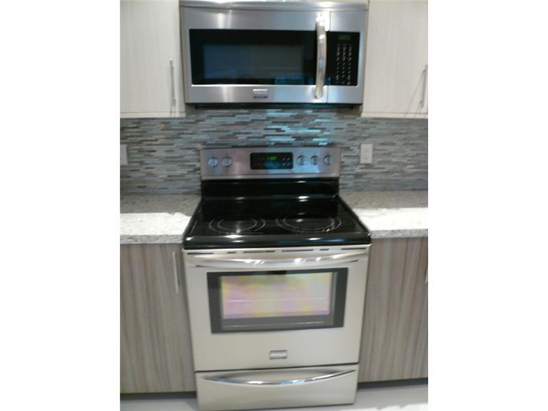 LANDS END - Residential Lease