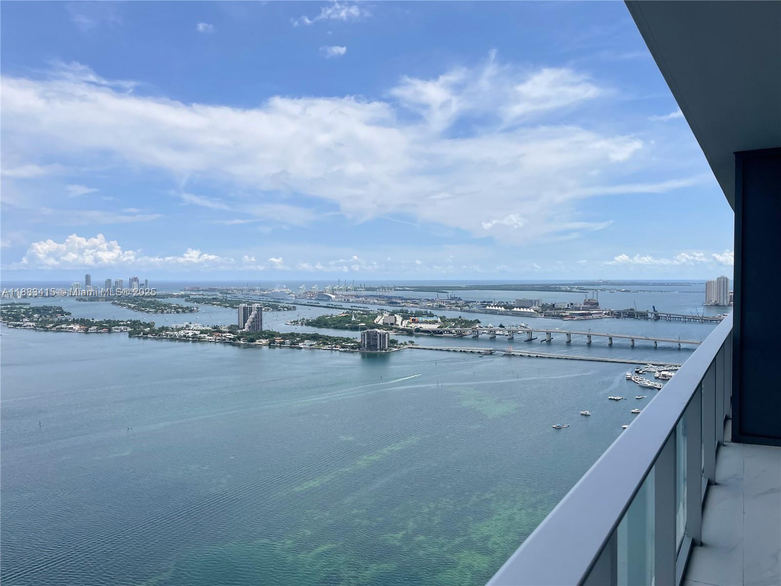 Aria Reserve South Tower - Residential Lease