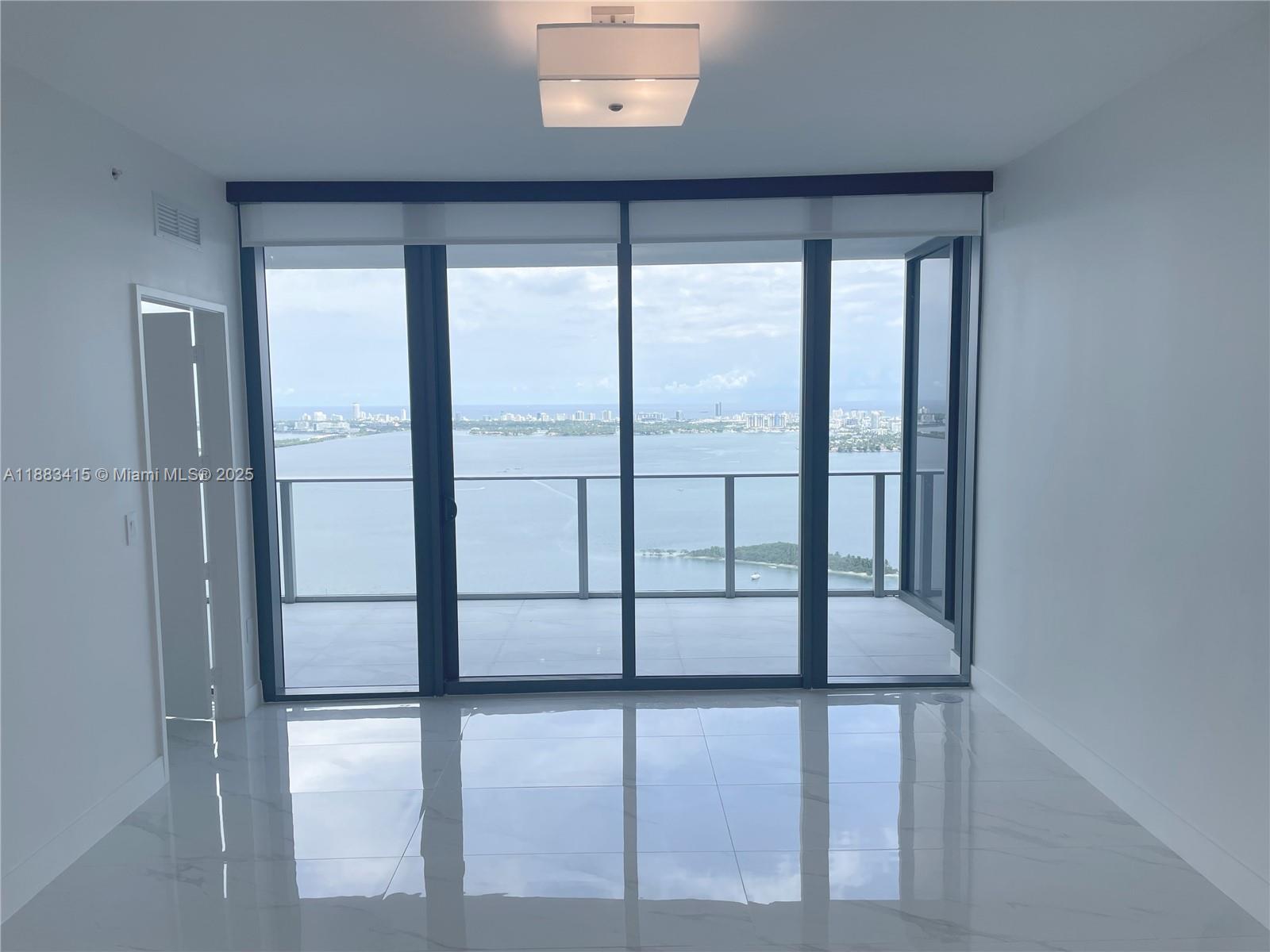 Aria Reserve South Tower - Residential Lease