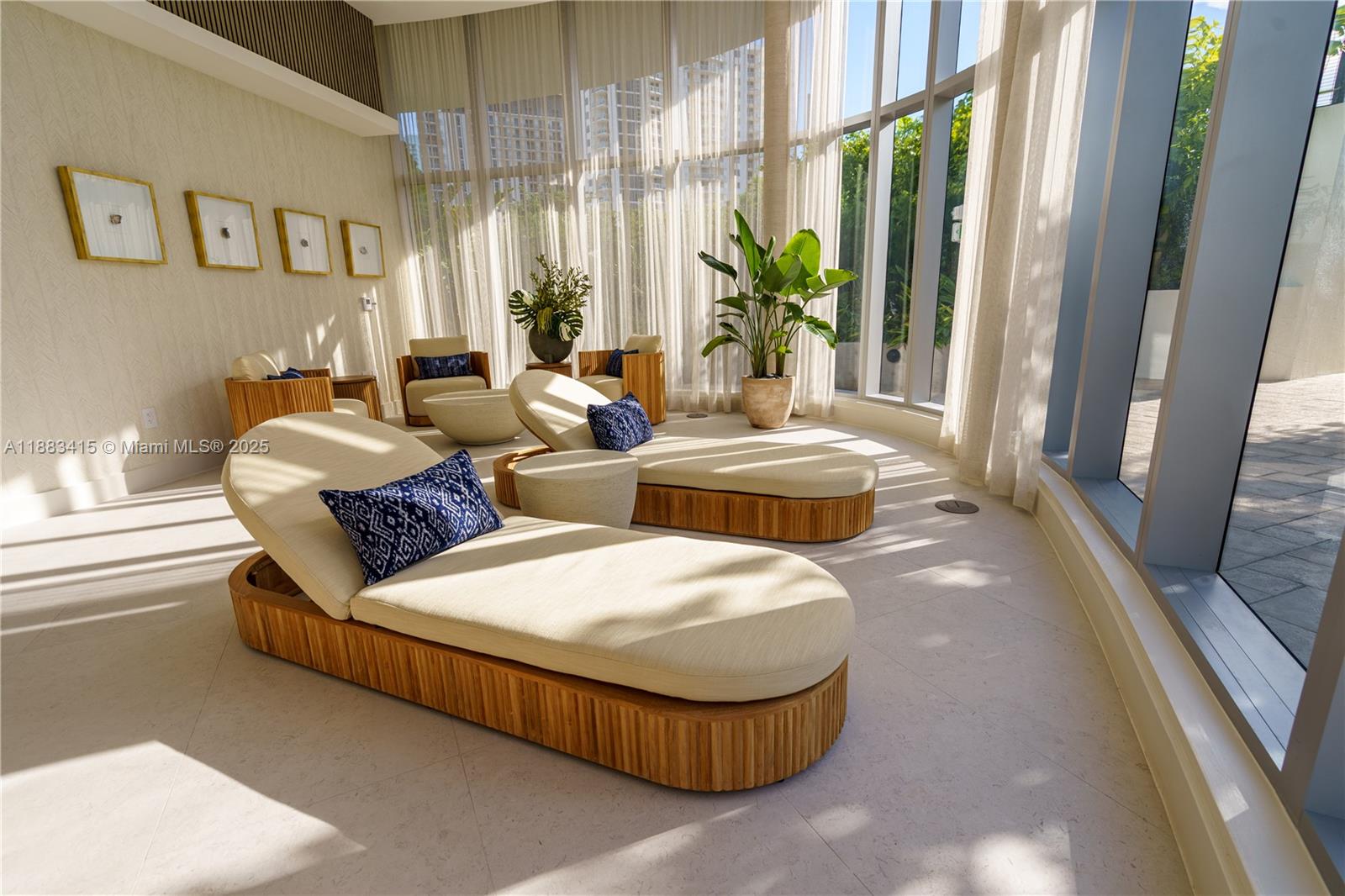 Aria Reserve South Tower - Residential Lease