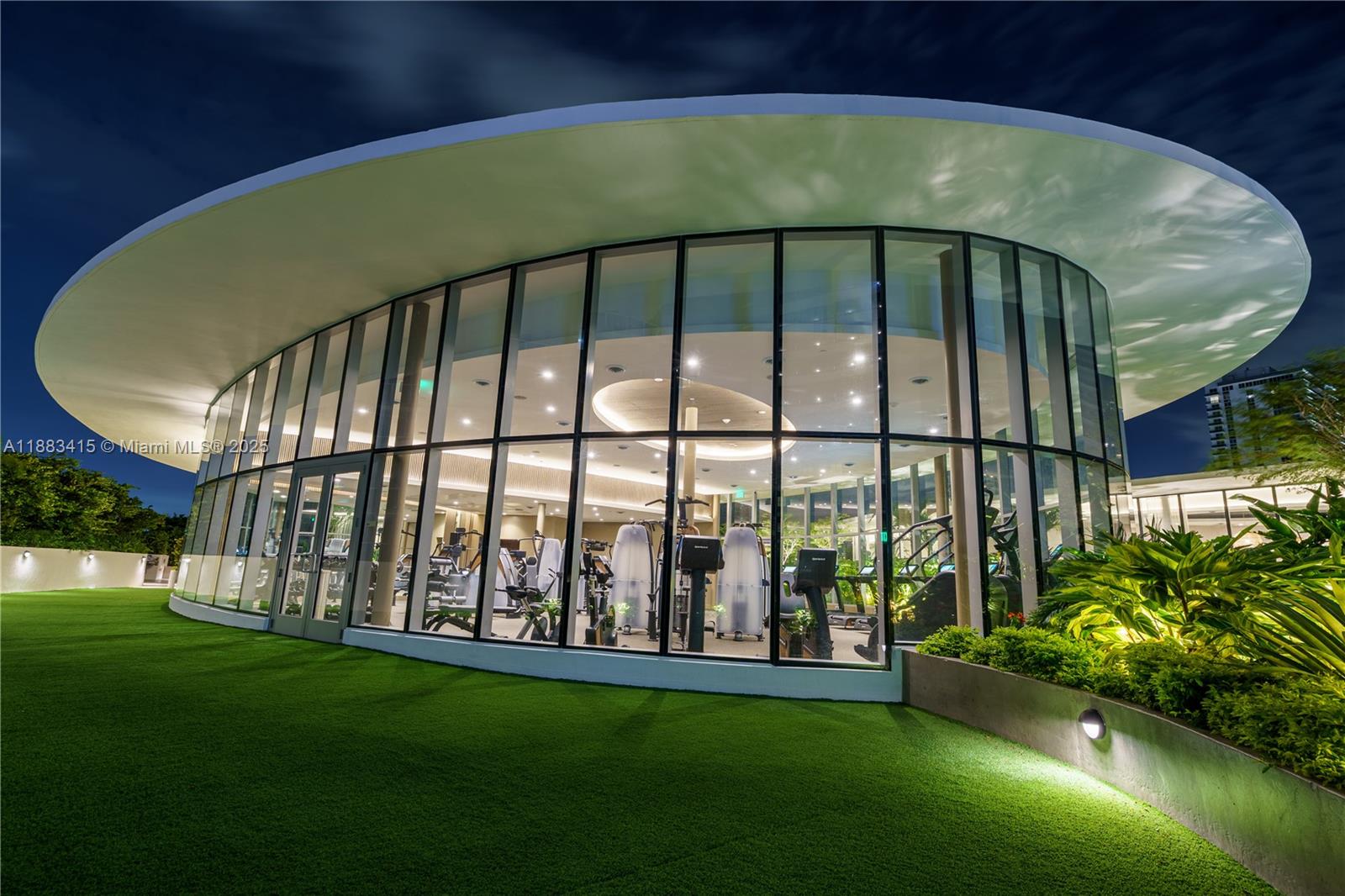Aria Reserve South Tower - Residential Lease