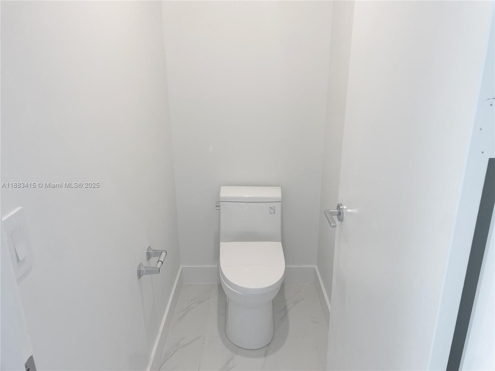 Aria Reserve South Tower - Residential Lease