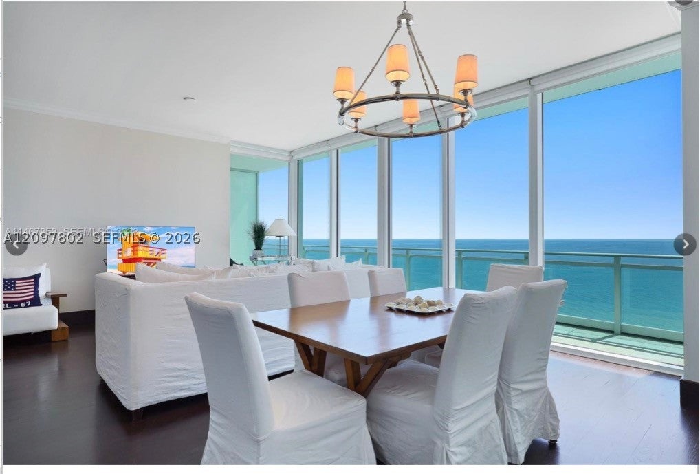 10295 Collins Ave 1805