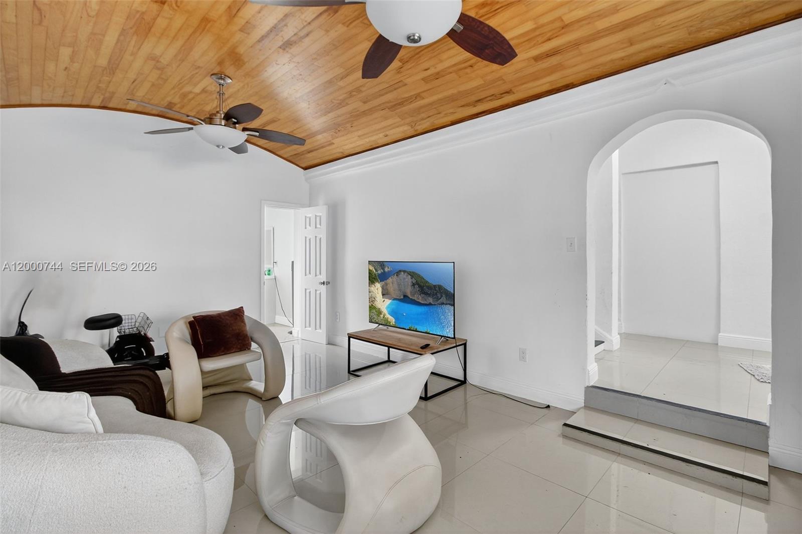 WASHBURNS 2ND ADDN - Residential Income