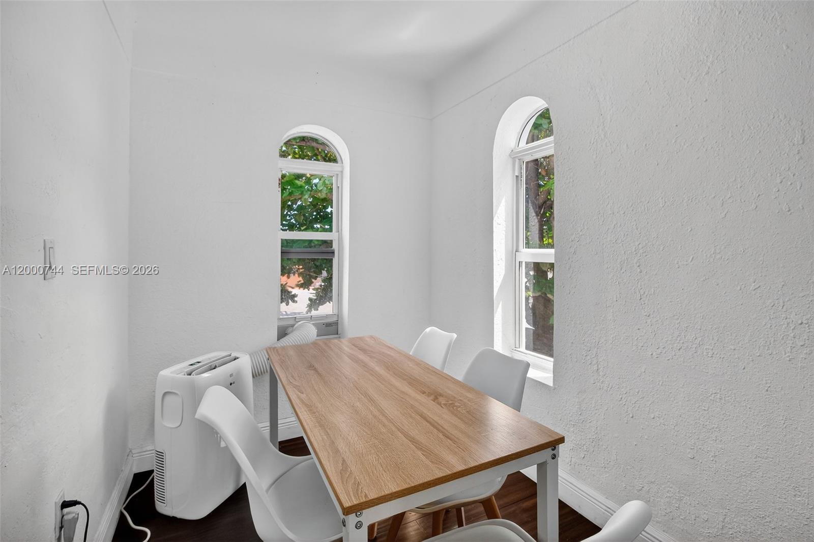 WASHBURNS 2ND ADDN - Residential Income