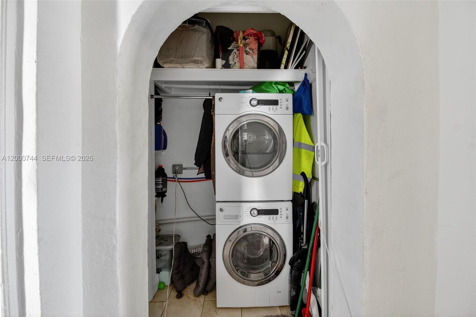 WASHBURNS 2ND ADDN - Residential Income