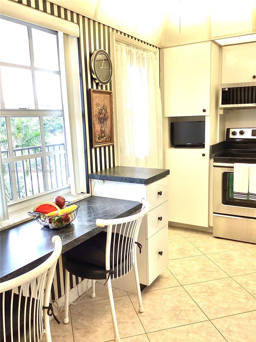 NO 13 PALM-AIRE COUNTRY C - Residential