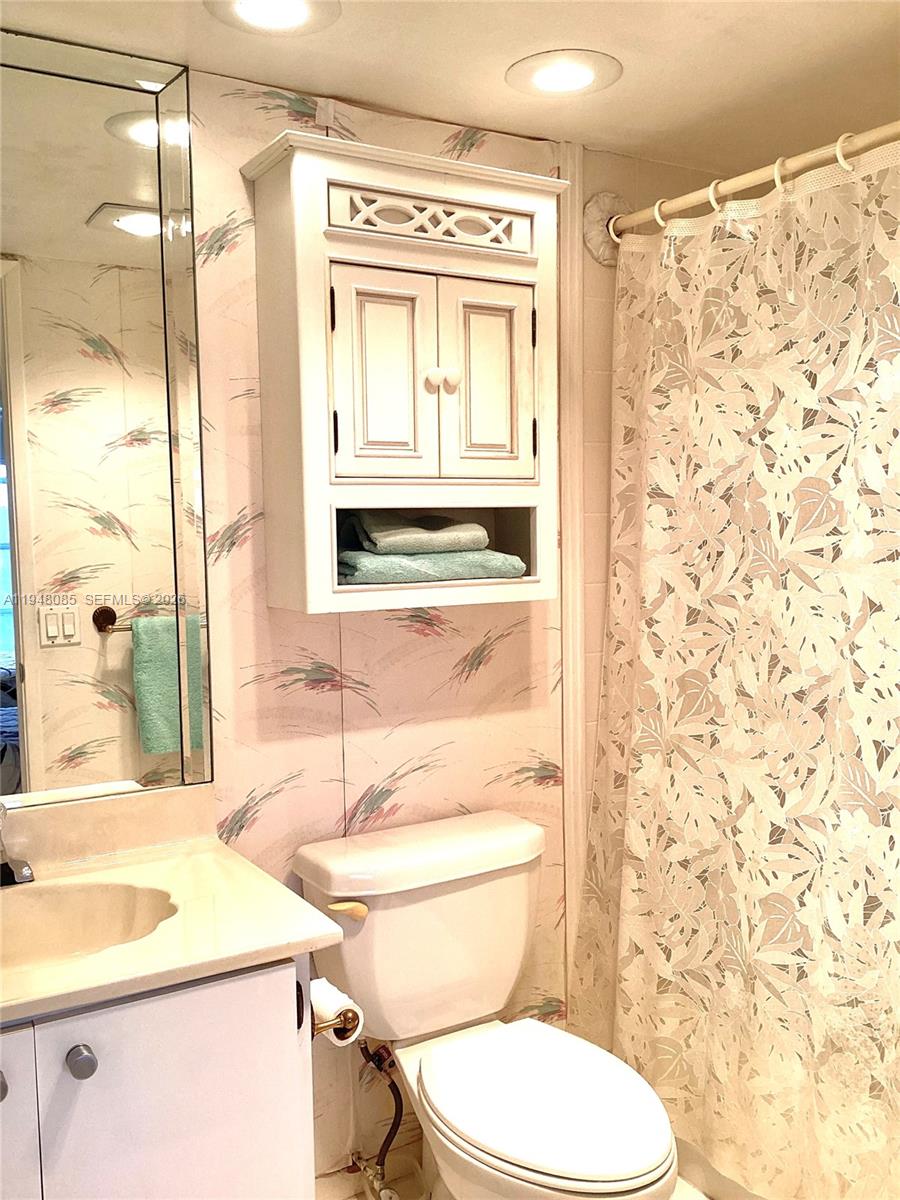 NO 13 PALM-AIRE COUNTRY C - Residential