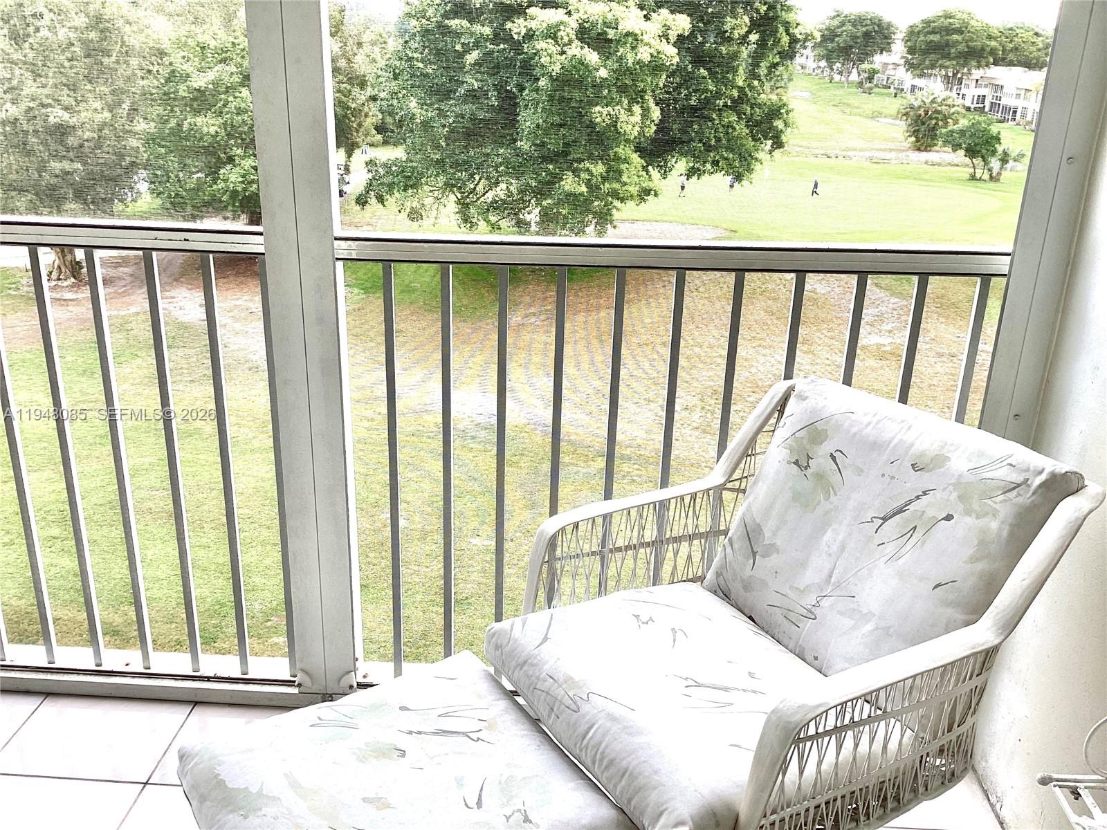 NO 13 PALM-AIRE COUNTRY C - Residential