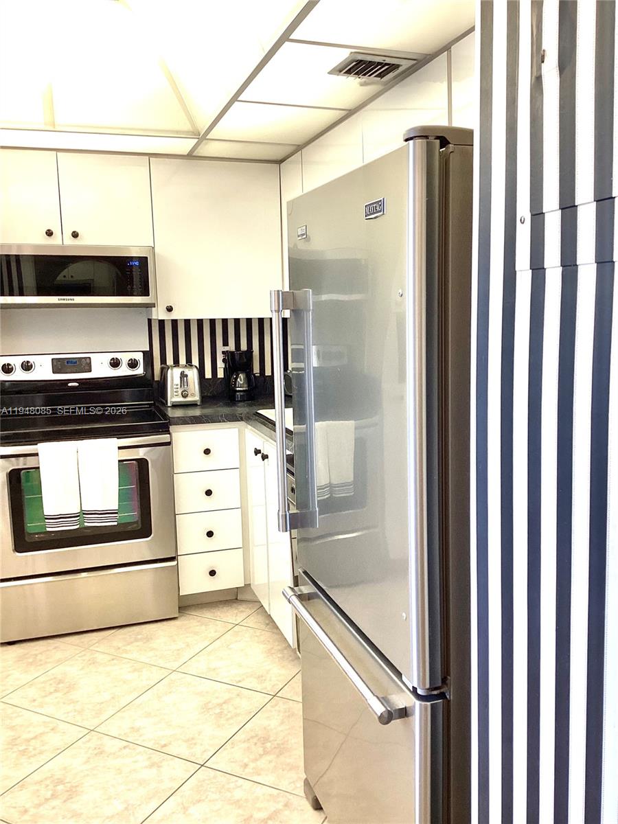 NO 13 PALM-AIRE COUNTRY C - Residential